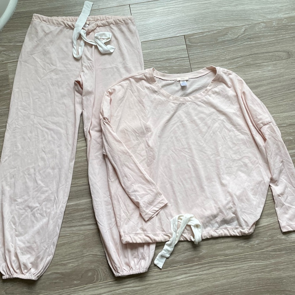Eberjay Women’s Gisele Tencel Modal Slouchy PJ Set Light Pink Sz S EUC - Picture 4 of 11